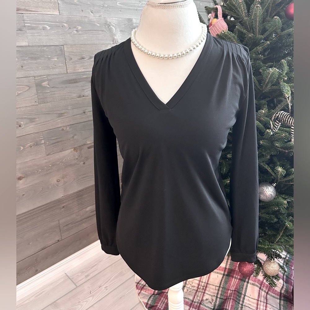 Ann Taylor Factory Long-sleeve Black Top XS